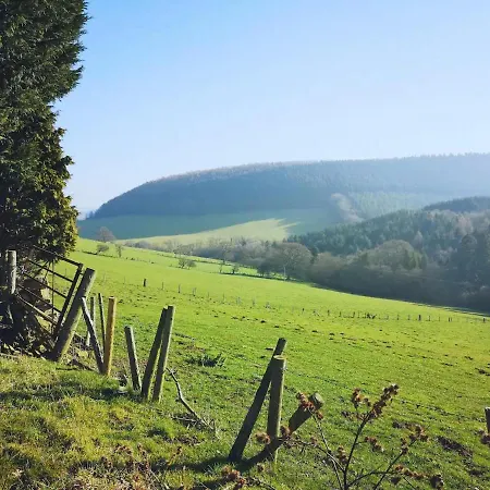 Дом отдыха 2 X Double Bed Glamping Wagon In Dalby Forest Скарборо
