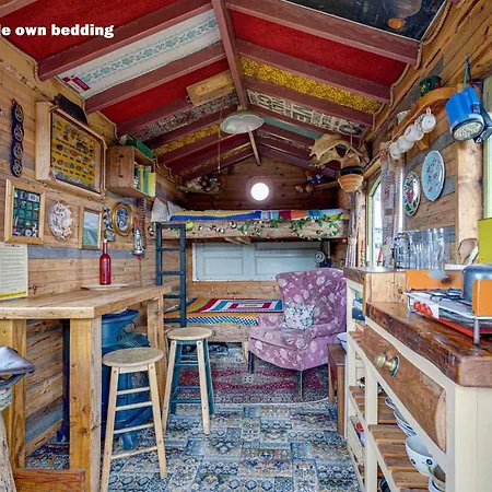 2 X Double Bed Glamping Wagon In Dalby Forest Holiday home *